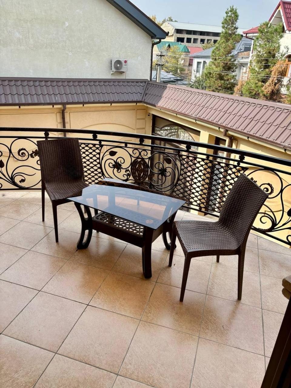 Elite Hotel Tasjkent Exteriör bild